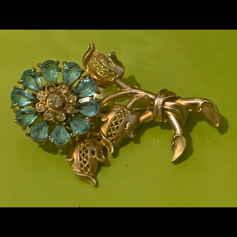 Vintage Flower Brooch